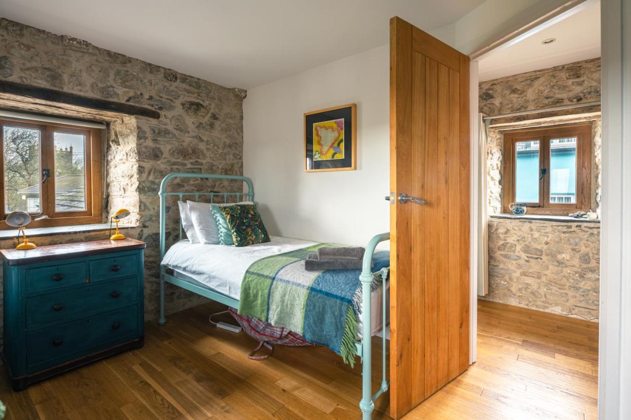 Stunning Converted Granary In Heart Of St Davids מראה חיצוני תמונה