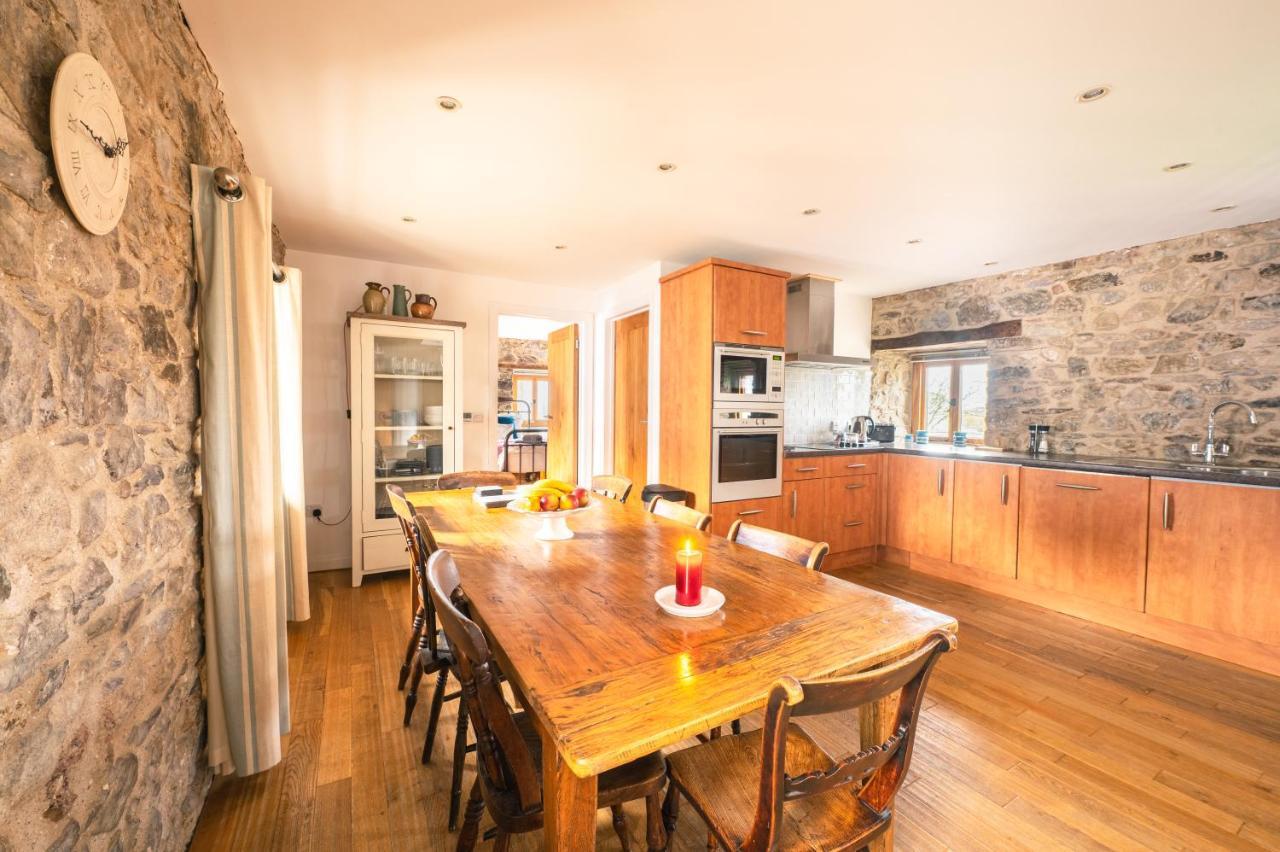 Stunning Converted Granary In Heart Of St Davids מראה חיצוני תמונה